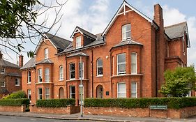 Saco Reading Castle Crescent